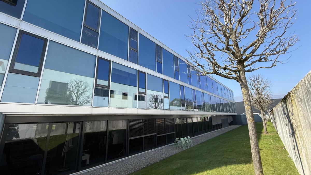 Bureau de 300m2 divisibles situés en Terre Sainte