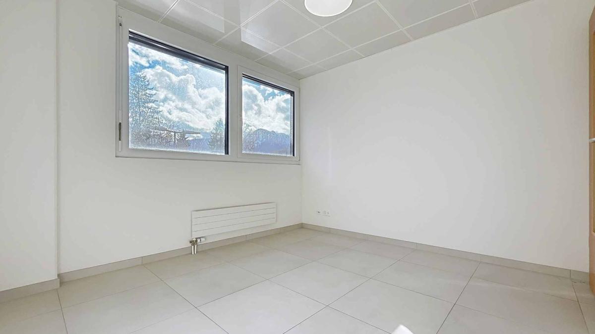 Surface commerciale de 65m2 - Simplon 21