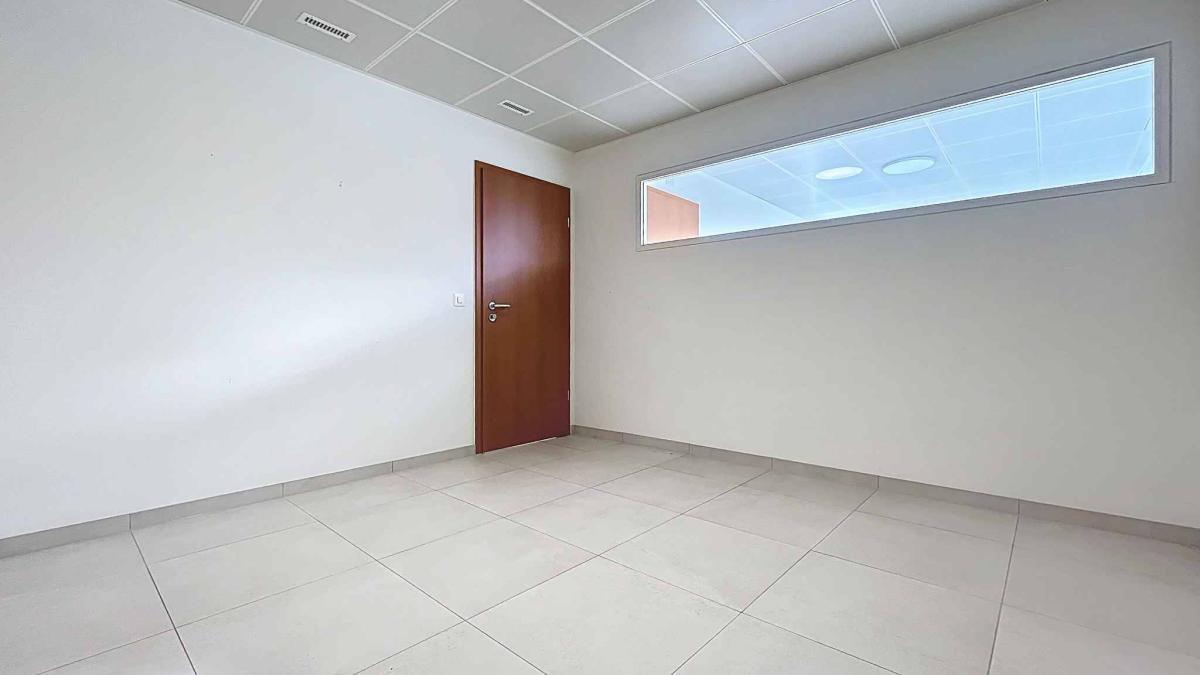 Surface commerciale de 65m2 - Simplon 21