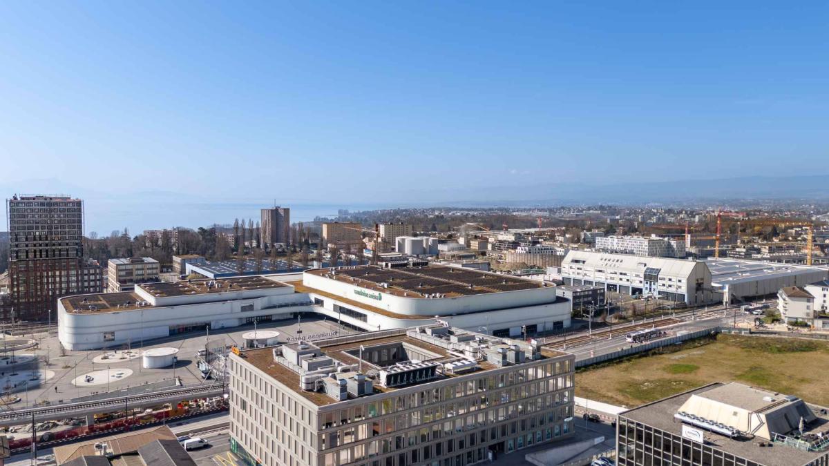 Vos bureaux au dernier étage dans le dynamique quartier de Malley
