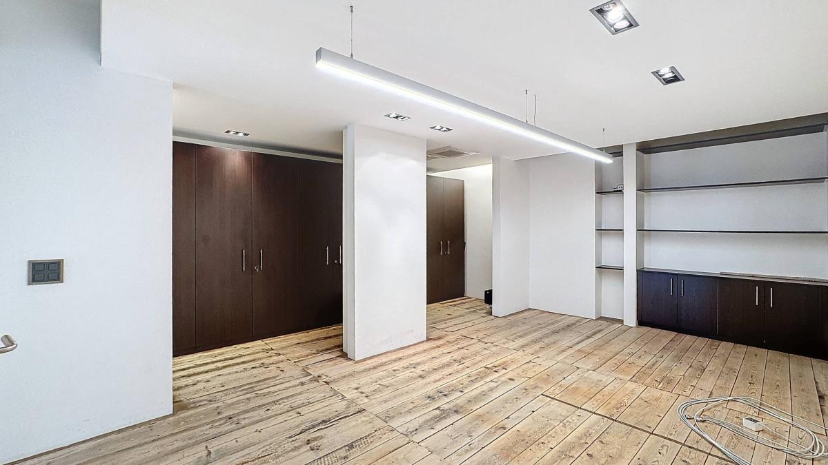 Loft contemporain de 300 m² avec jardin privé au centre de Montreux