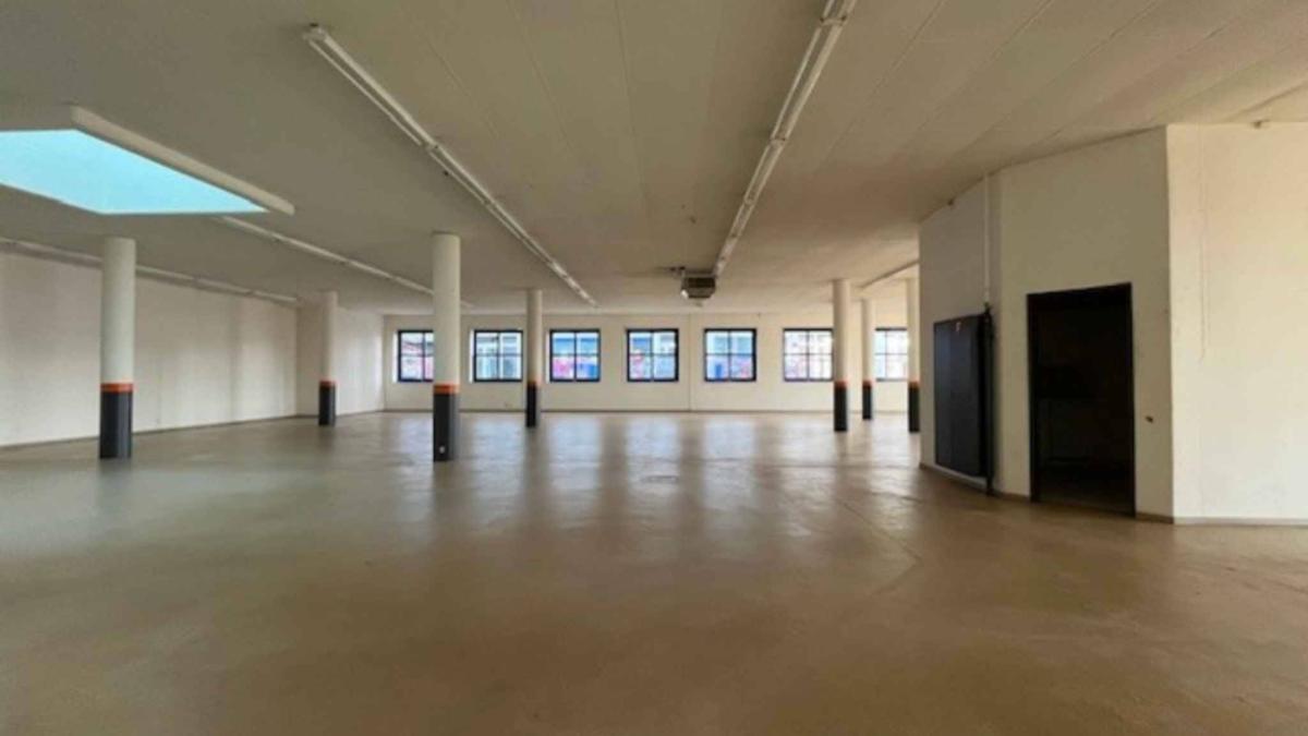 Surface d'environ 396m2 idéalement située au cœur de Renens –  Lausanne 73B