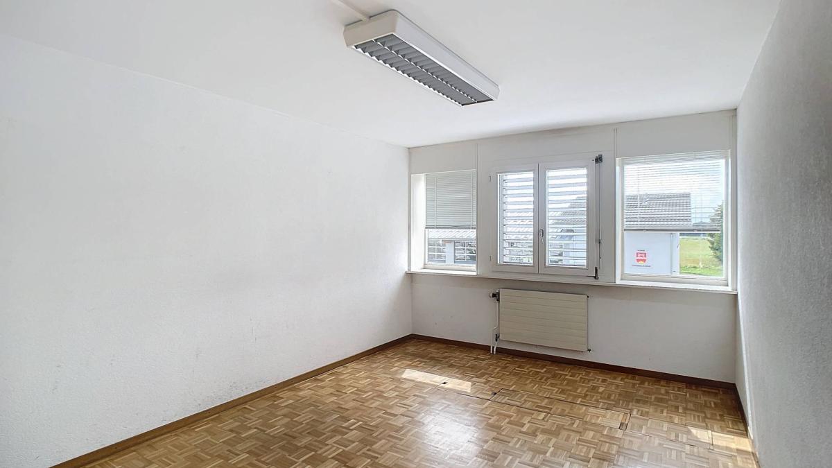 Bureaux de 300 m2 idéalement situés