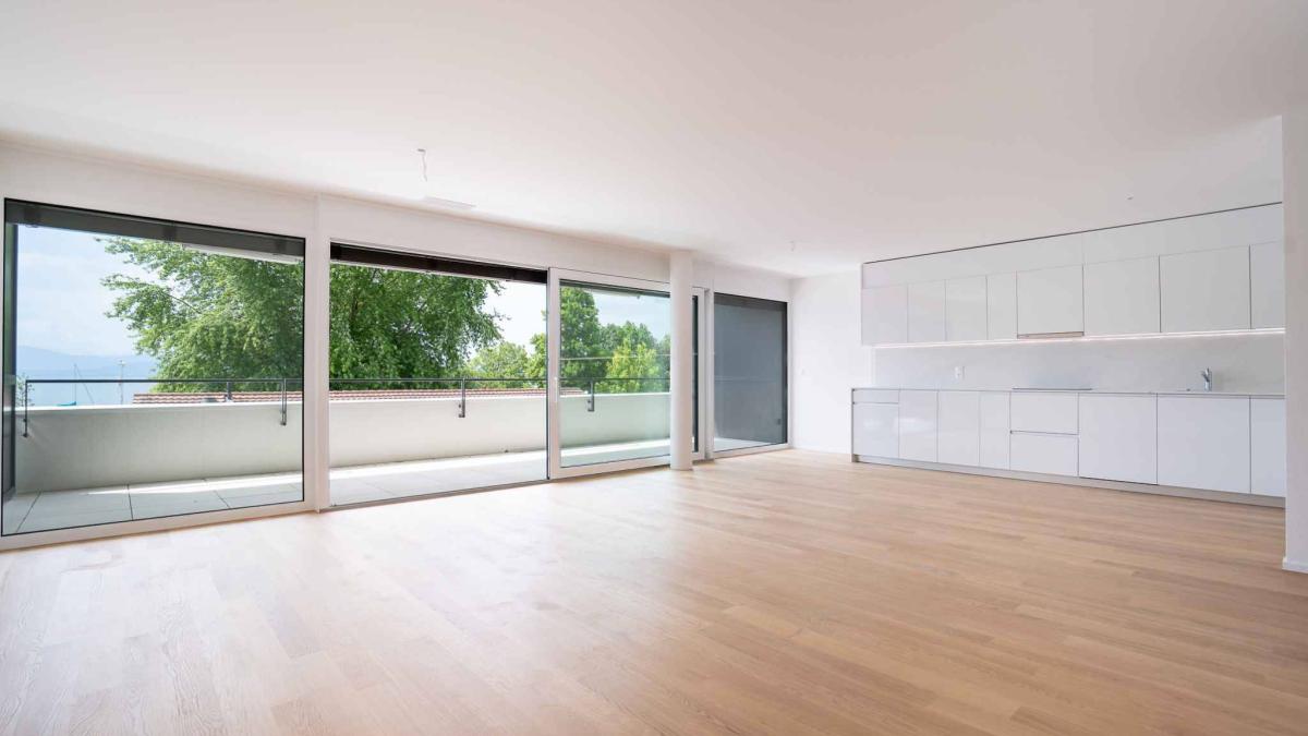 Luxueux 4.5 pièces traversant avec balcon couvert de 76m2