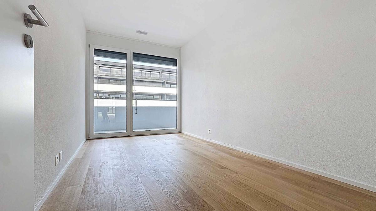 Luxueux 4.5 pièces traversant avec 2 balcons et vue panoramique sur le lac