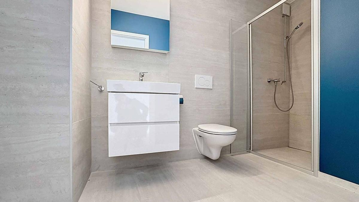 Luxueux 4.5 pièces traversant avec 2 balcons et vue panoramique sur le lac