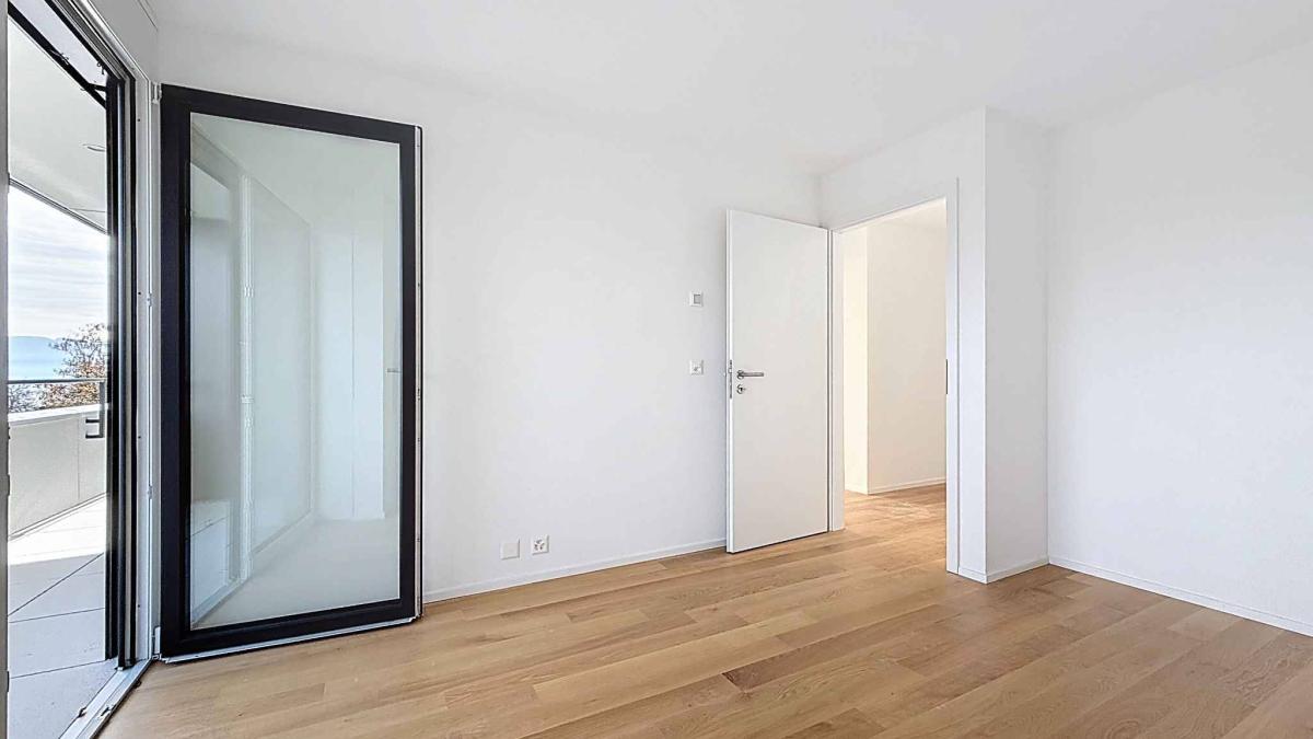 Luxueux 4.5 pièces d'angle de 168m2 avec terrasse de 117m2 au 2ème étage