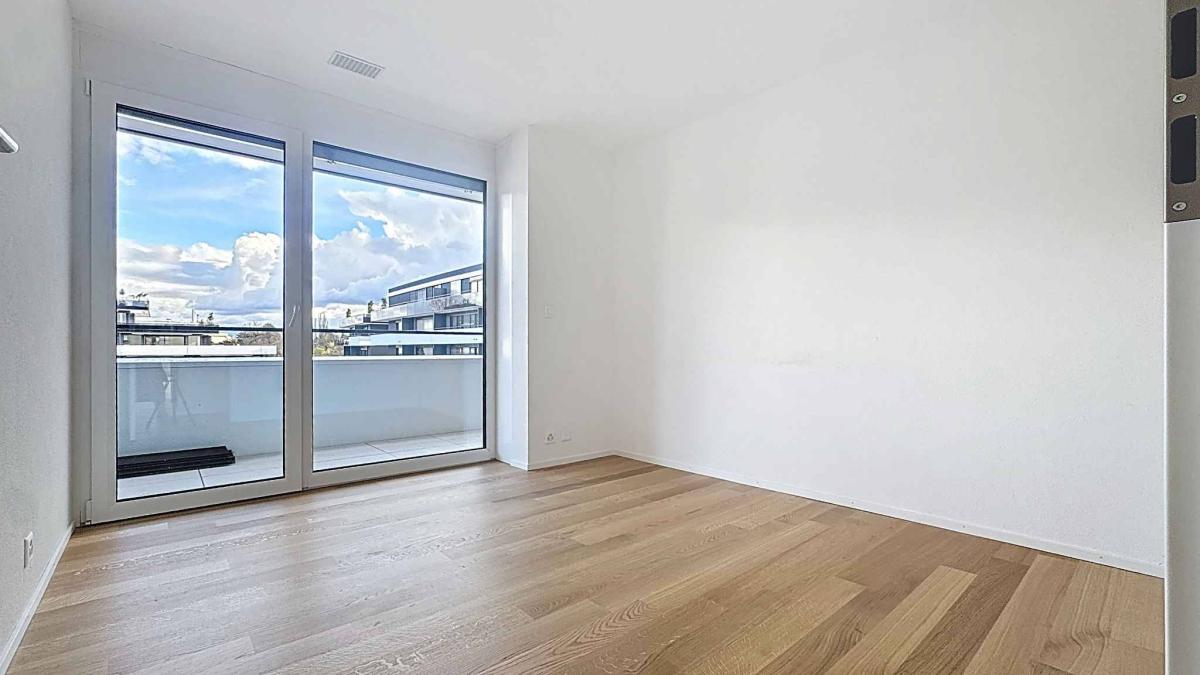 Luxueux 4.5 pièces au 2ème étage avec terrasse de 117m2, balcon de 47m2 et ascenseur privatif 