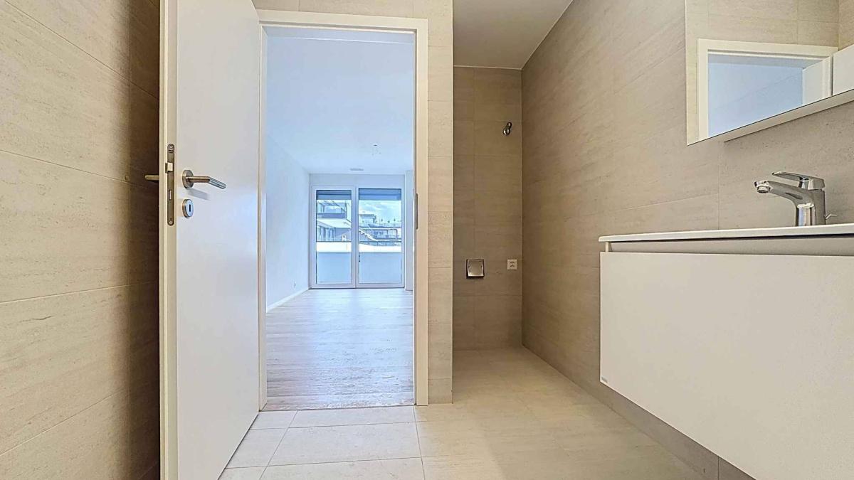 Appartement neuf de 4.5 pièces avec balcons couverts