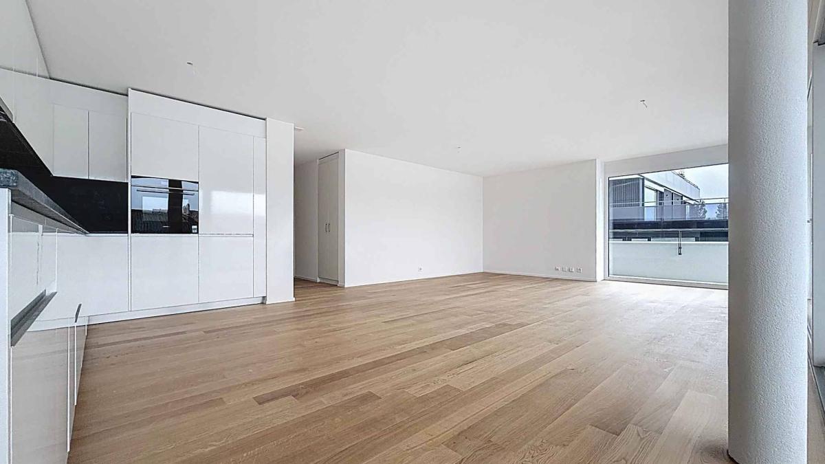 Nouvelle promotion : appartement de 4.5 pièces avec balcon couvert