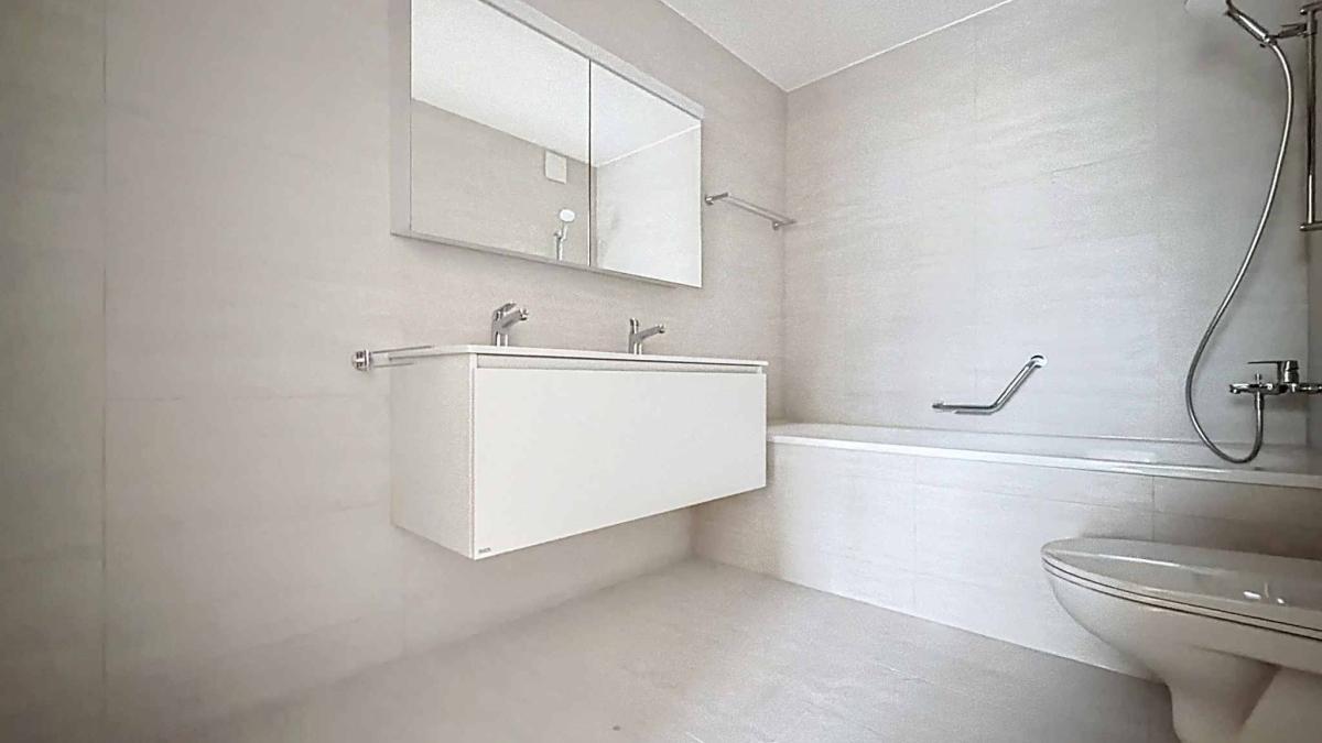 Nouvelle promotion : appartement de 4.5 pièces avec balcon couvert