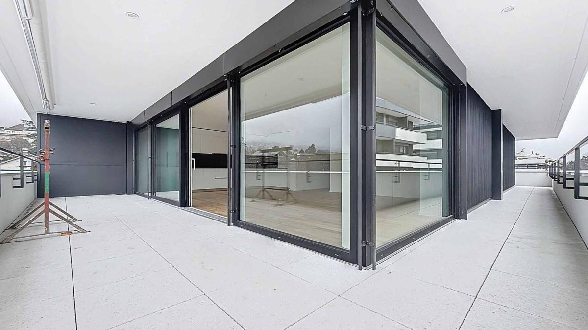 Nouvelle promotion : appartement de 4.5 pièces avec balcon couvert