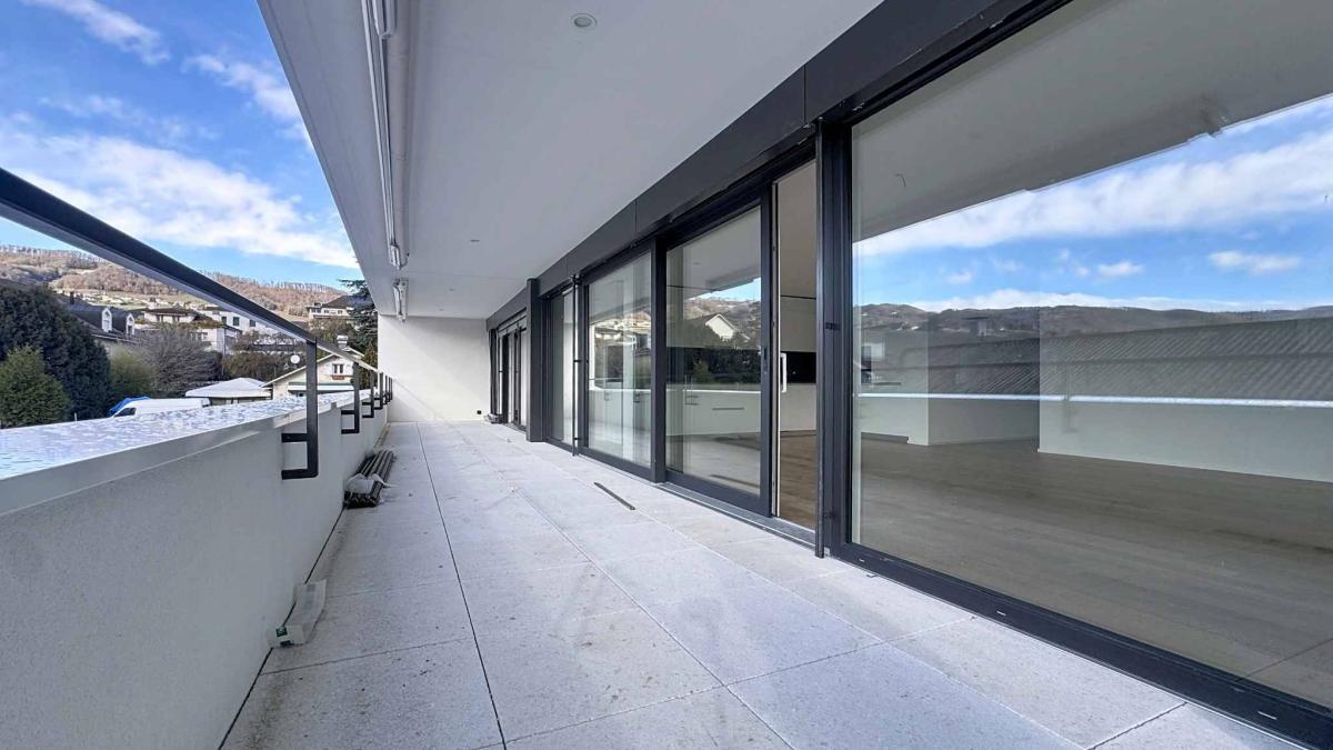 Appartement neuf de 4.5 pièces avec balcons couverts