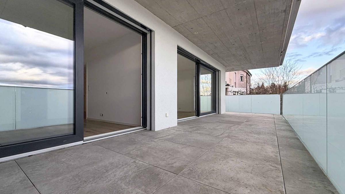 Duplex de 4.5 pièces avec sous-sol, jardin et vue sur le lac
