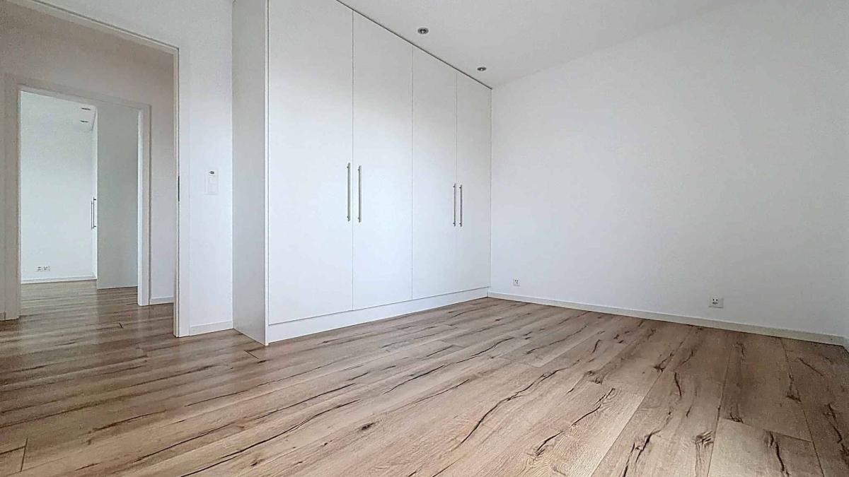 Duplex de 4.5 pièces avec sous-sol, jardin et vue sur le lac