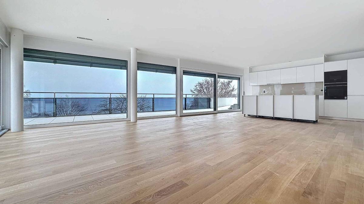 UNIQUE ! Attique neuf de 5.5 pièces bénéficiant d'un rooftop terrasse 