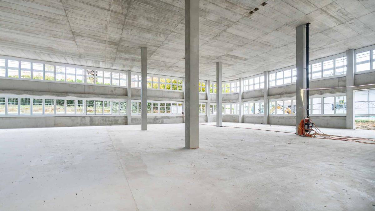 Dernier étage à vendre au sein d'un bâtiment artisanal neuf 