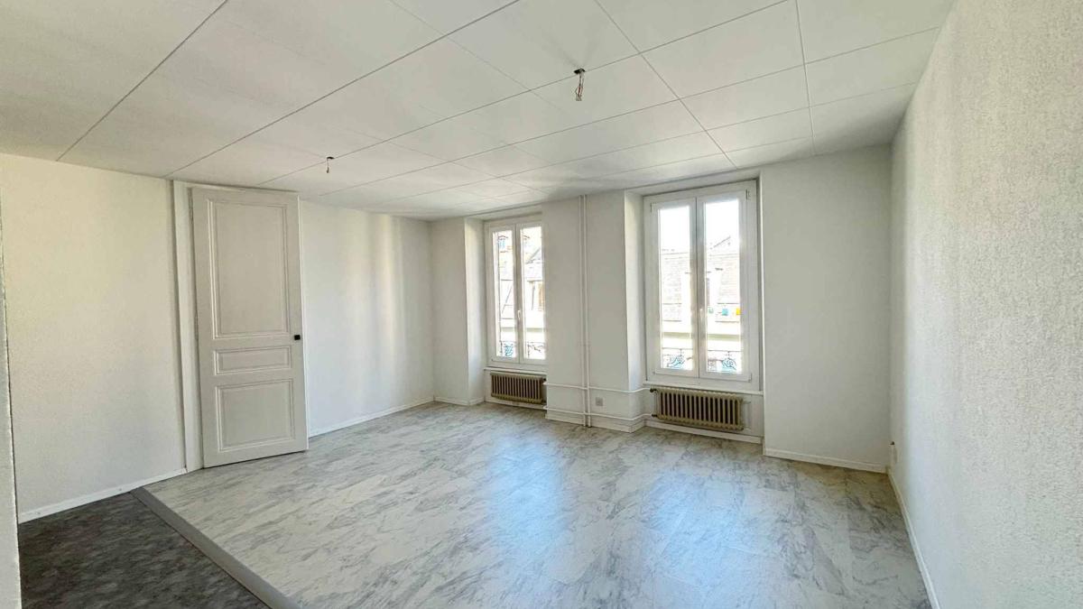 Grand appartement de 3 pièces au centre de Lausanne
