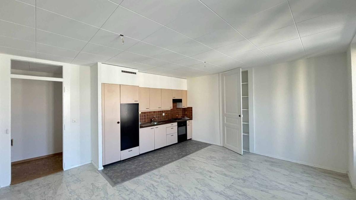 Grand appartement de 3 pièces au centre de Lausanne