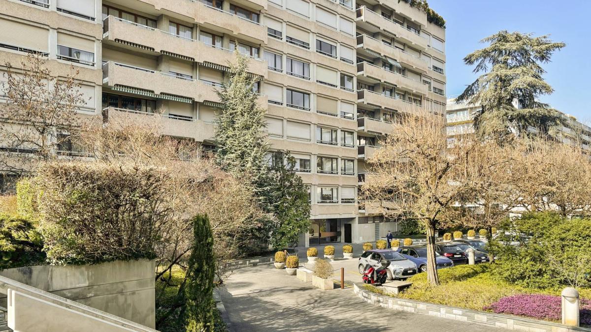 Champel – Florissant | Attique d’Exception avec Terrasse Panoramique