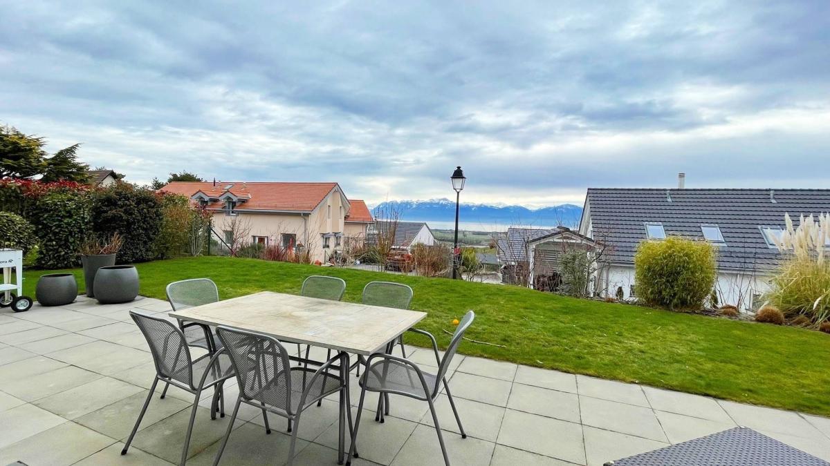 VILLA MITOYENNE A LOUER A YENS