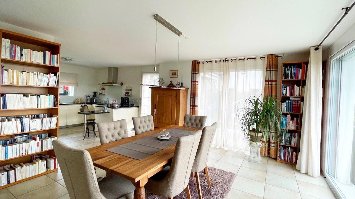 VILLA MITOYENNE A LOUER A YENS