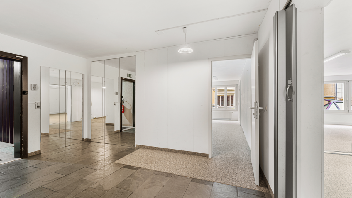 Bureaux idéalement situés en plein centre-ville - Alpes 29