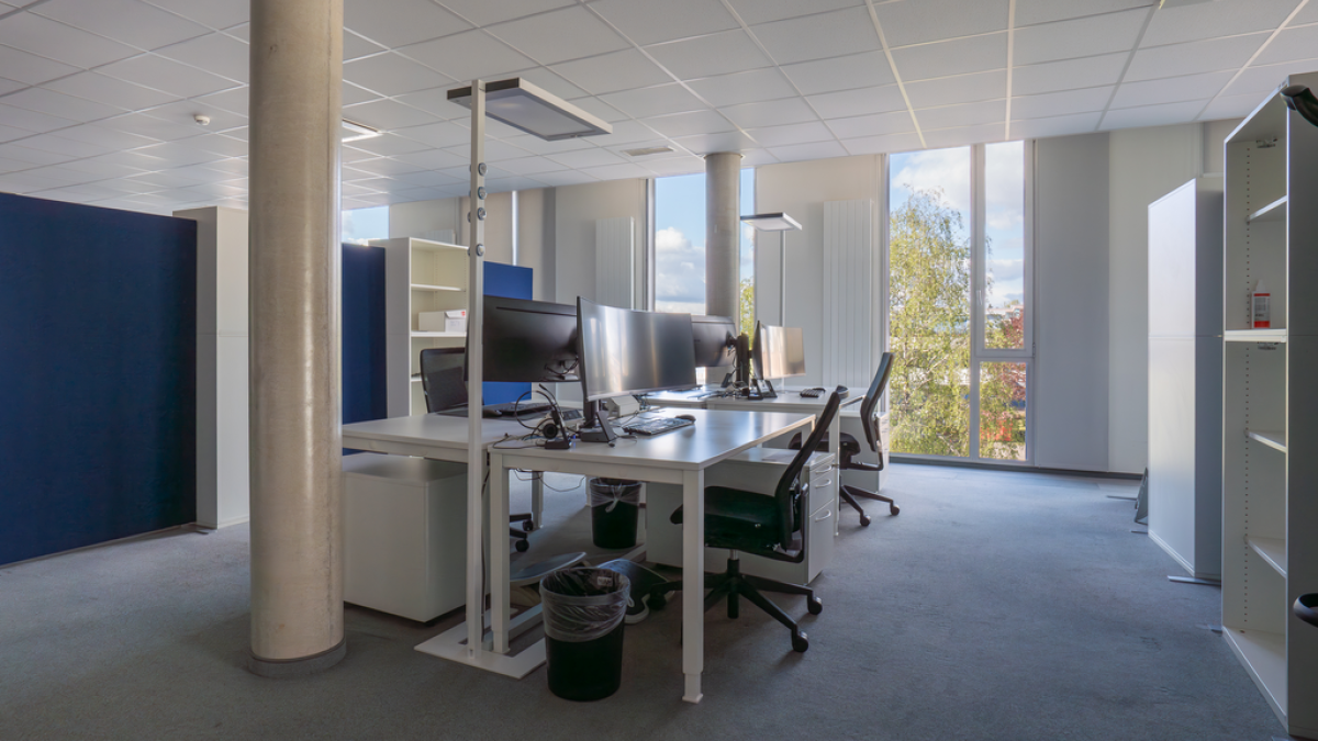 Bureaux spacieux idéalement situés au Mont-sur-Lausanne