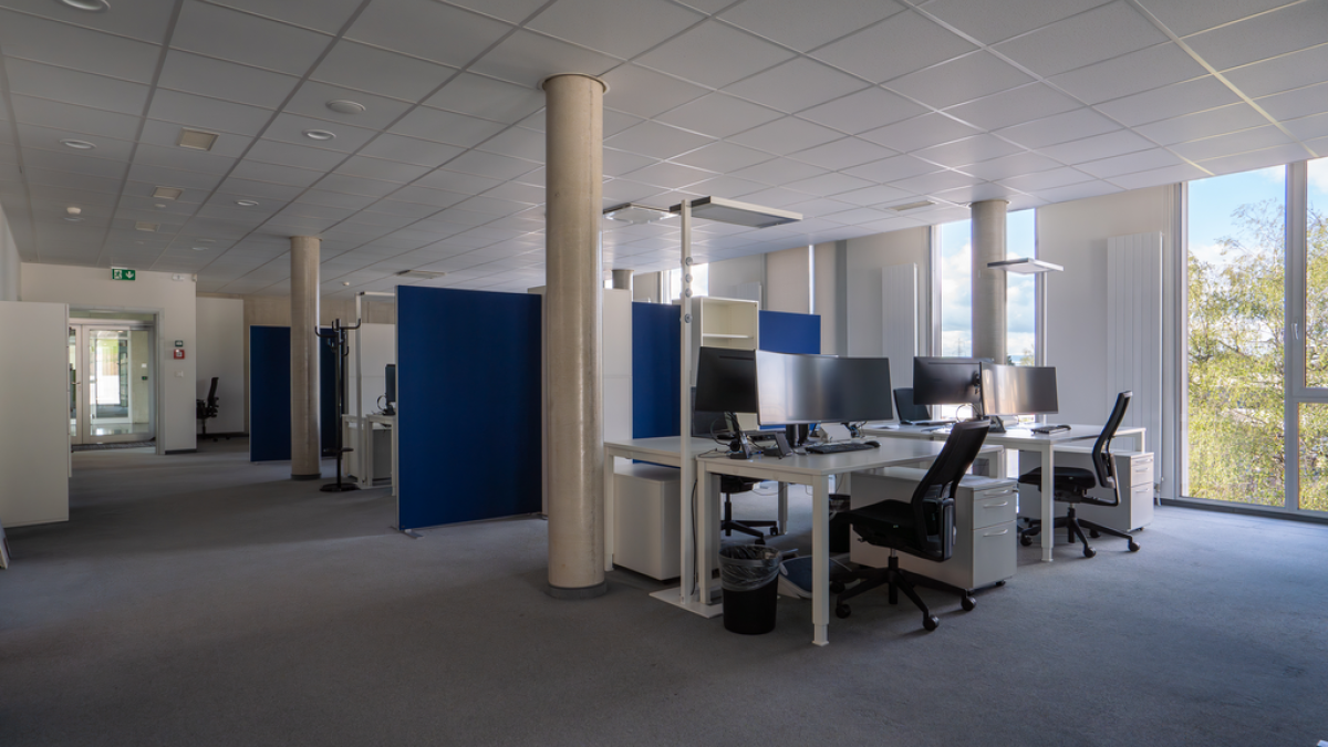 Bureaux spacieux idéalement situés au Mont-sur-Lausanne