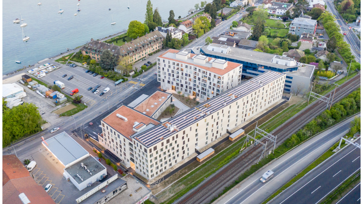 Belle arcade de 136m2 avec mezzanine, idéalement située à Morges