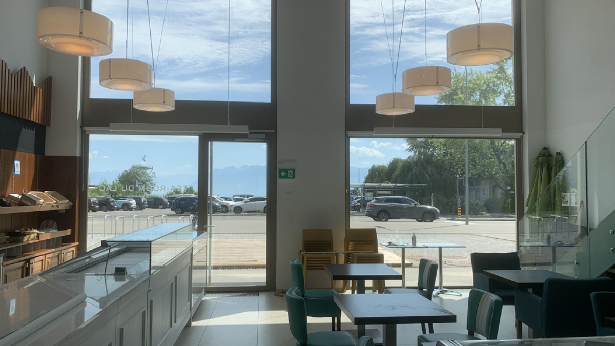 Belle arcade de 136m2 avec mezzanine, idéalement située à Morges