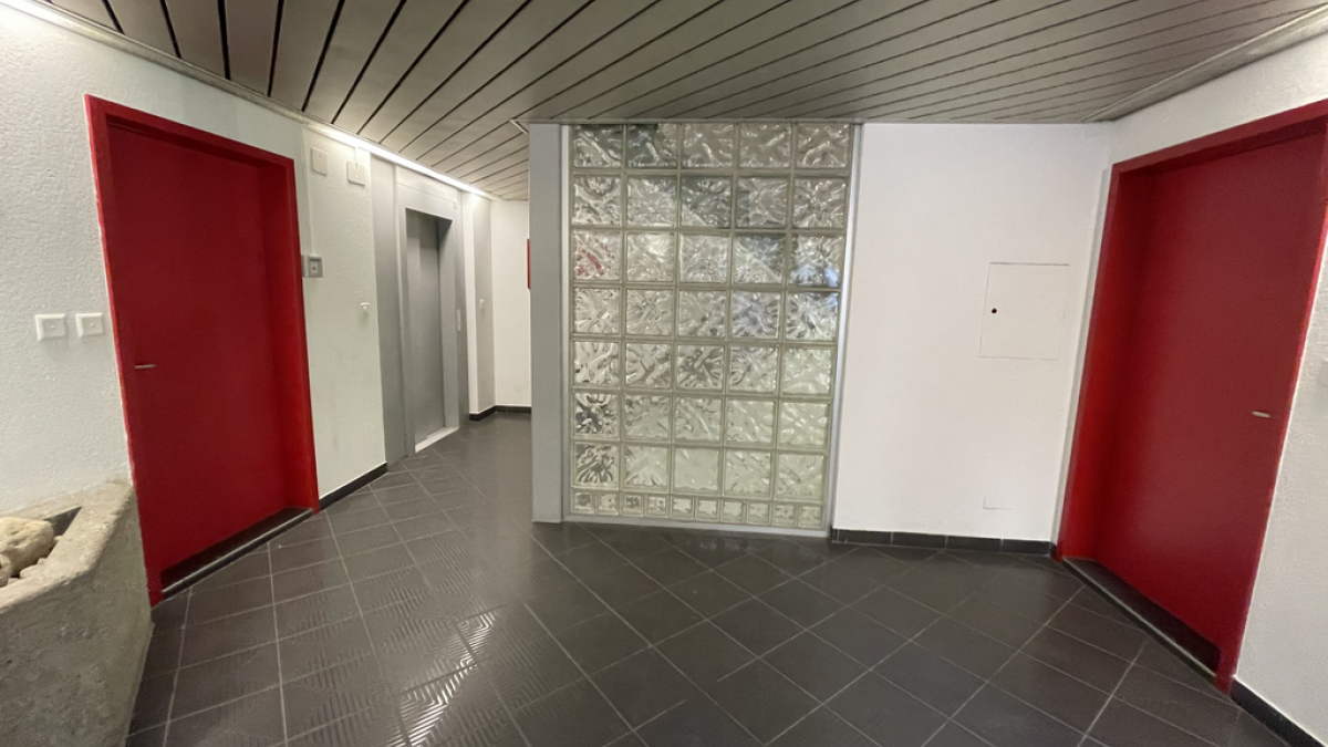 À LOUER : Surface Commerciale de 200 m2