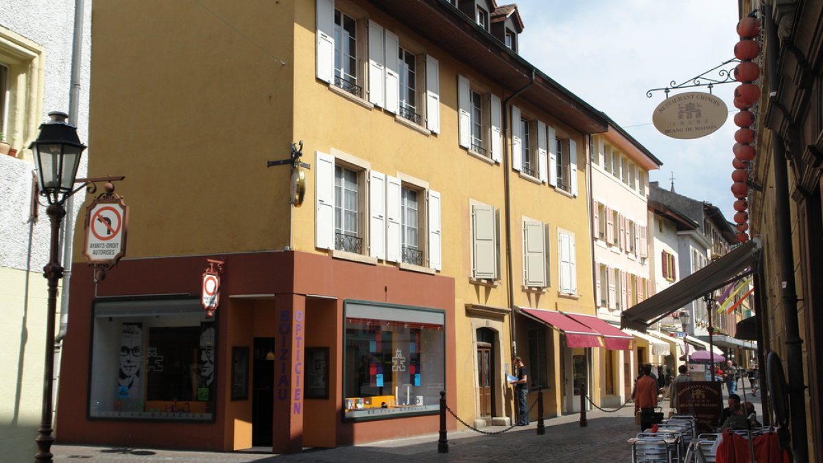 Grand appartement 3.5 pièces en plein centre historique de Yverdon