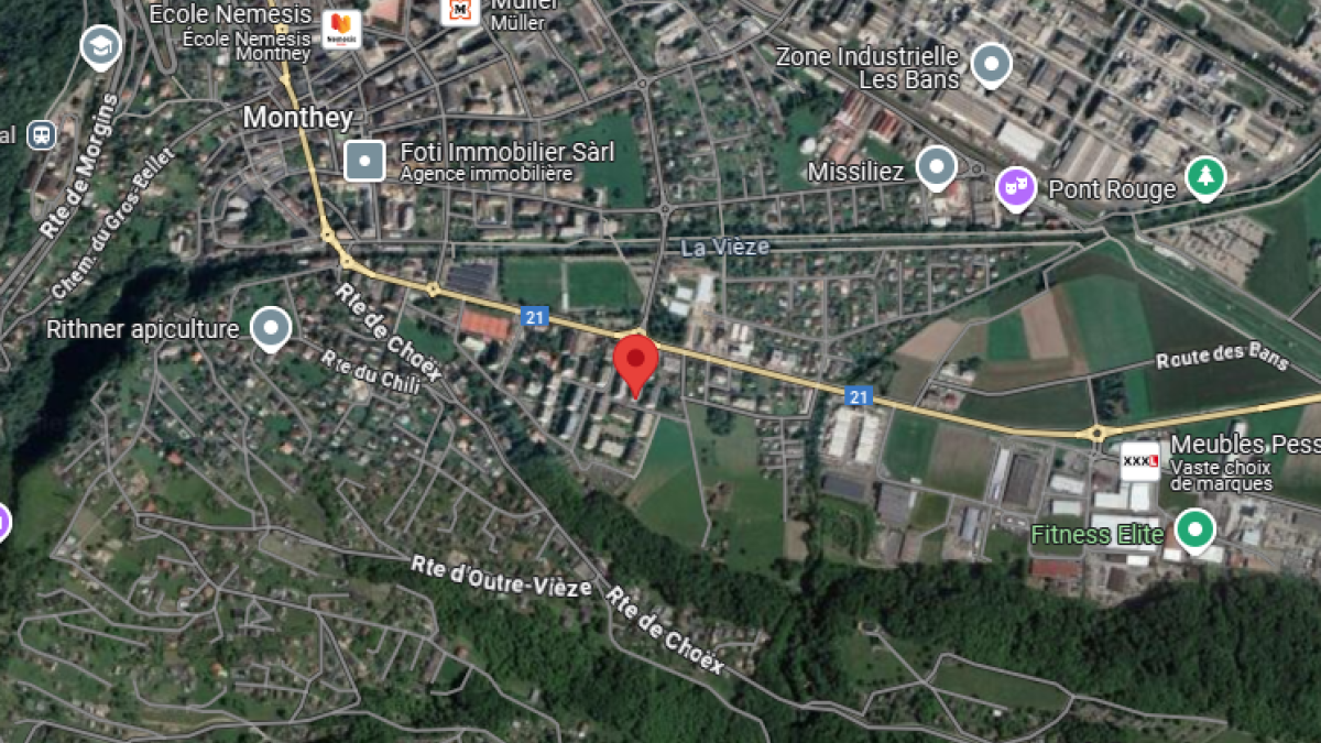 Dépôt de 75m2 à louer dans un immeuble résidentiel