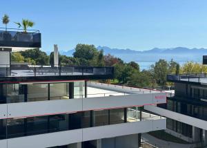 Luxueux 4.5 pièces d'angle de 168m2 avec terrasse de 117m2 au 2ème étage