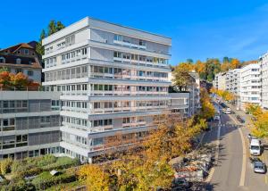 Belles surfaces modulables – danse, yoga, bureaux ou stockage 