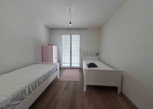 Appartement avec vue sur le lac et les montagnes