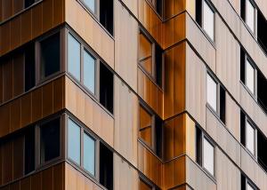 Bâtiment administratif en PPE loué à vendre