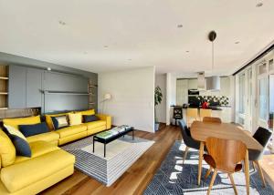 GRAND APPARTEMENT DE 1.5 PIECES DE STANDING